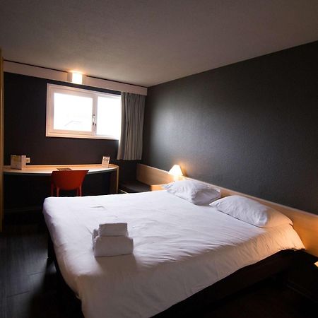 Hotel Ibis Rennes Beaulieu Cesson-Sévigné Zewnętrze zdjęcie