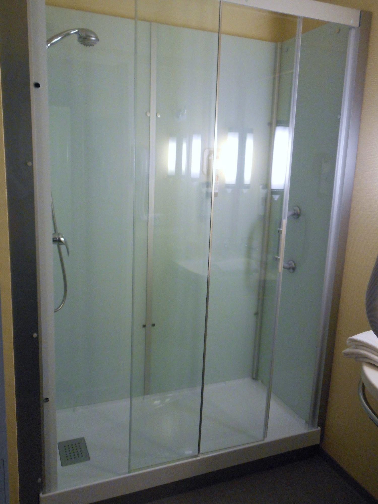 Hotel Ibis Rennes Beaulieu Cesson-Sévigné Zewnętrze zdjęcie
