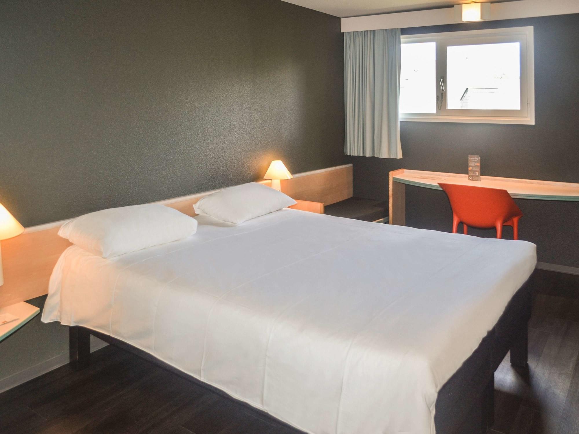 Hotel Ibis Rennes Beaulieu Cesson-Sévigné Zewnętrze zdjęcie
