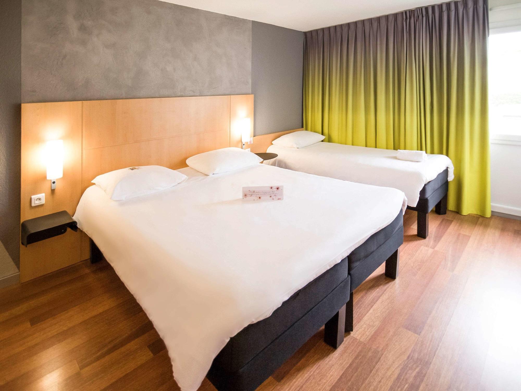 Hotel Ibis Rennes Beaulieu Cesson-Sévigné Zewnętrze zdjęcie