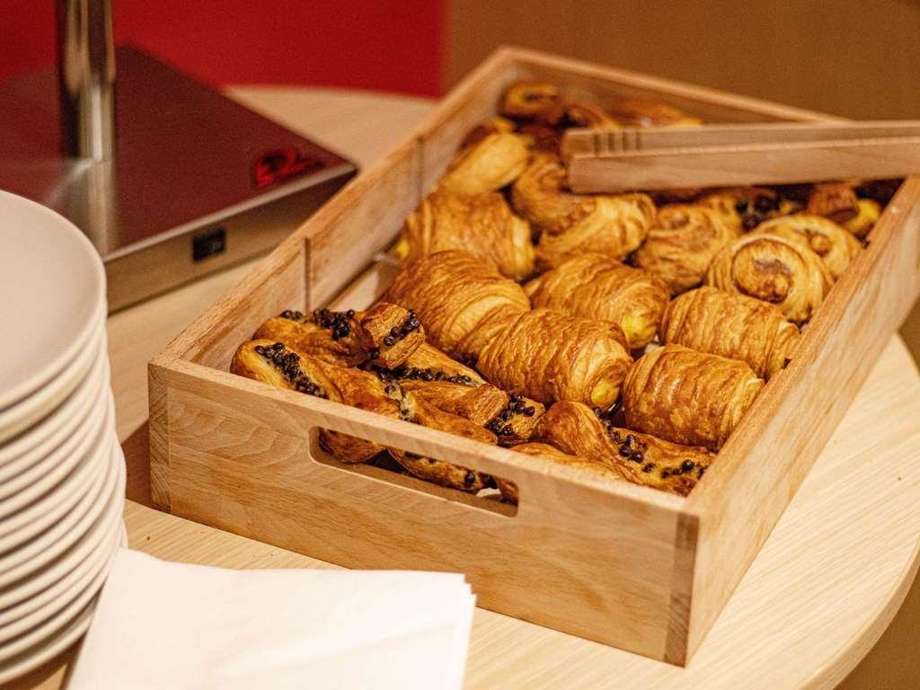 Hotel Ibis Rennes Beaulieu Cesson-Sévigné Restauracja zdjęcie